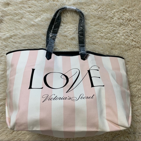 Victoria's Secret NWT Lightweight Logo Stripe Tote - Picture 2 of 13